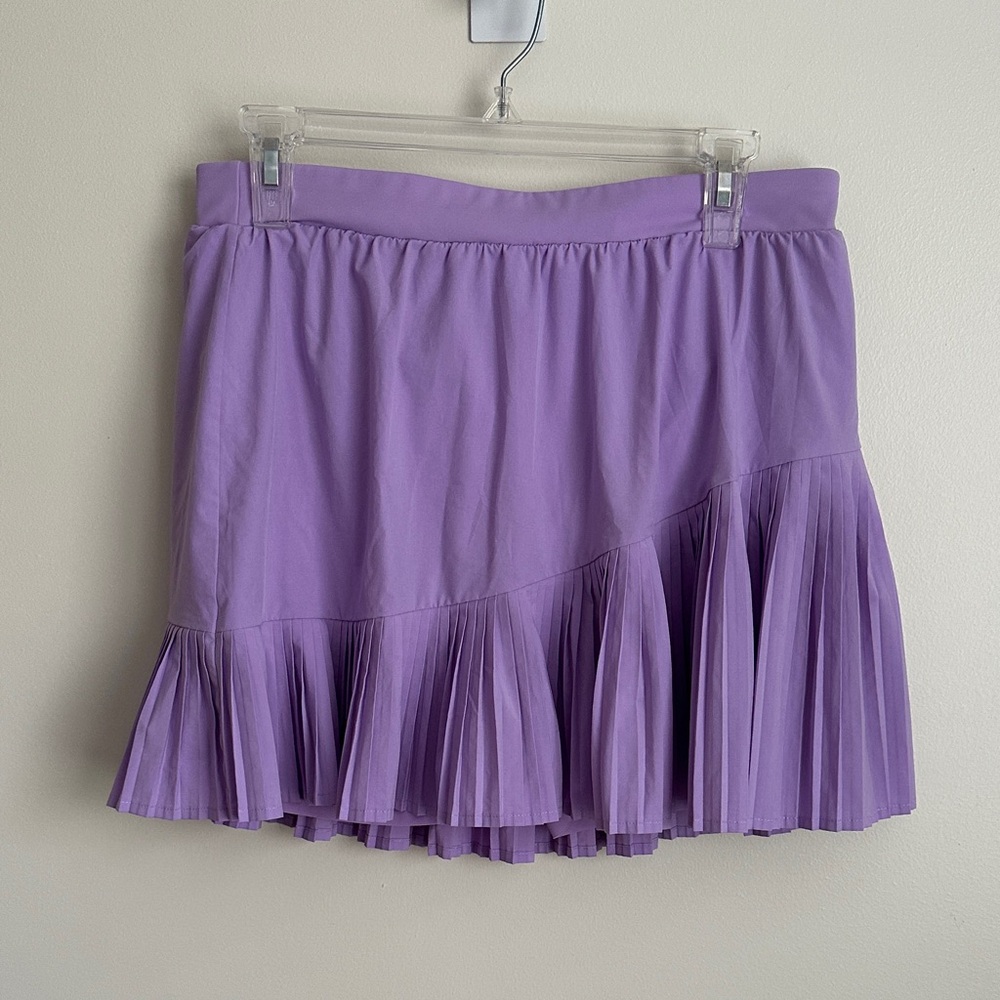 SPANX Athletic Get Moving Pleated Lavender Purple Skirt with Built In Shorts
